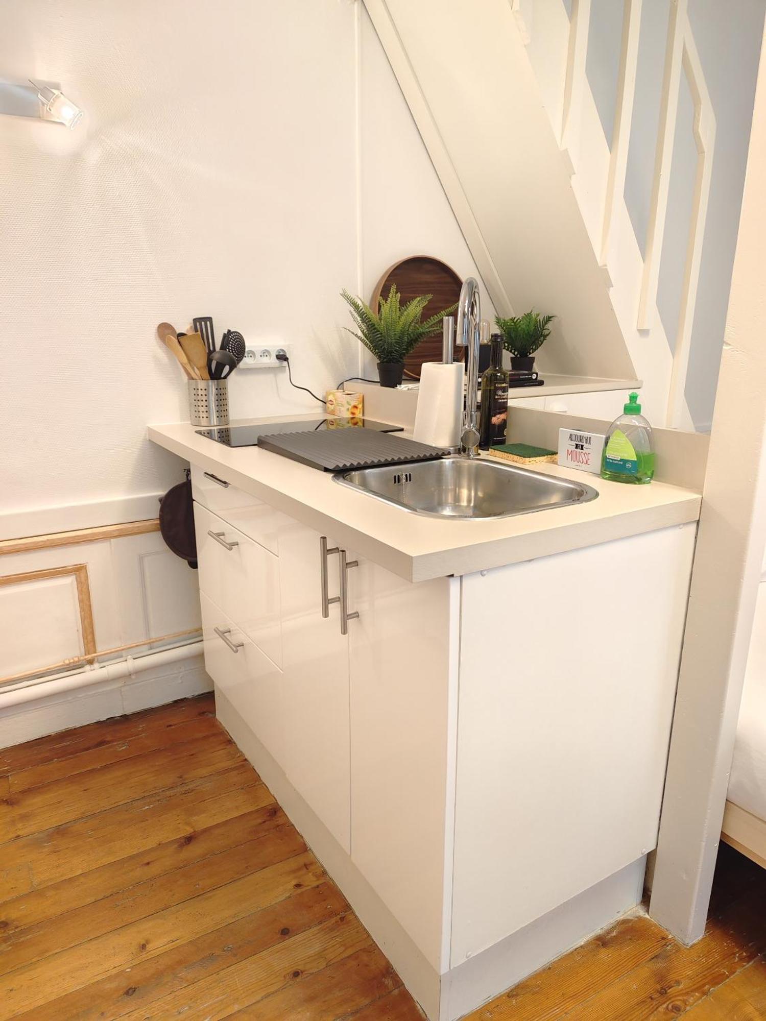 Studio Lumineux Et Fleuri Idealement Situe Daire Caen Dış mekan fotoğraf